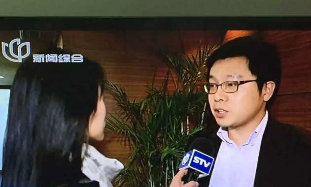 “完全赞成 坚决拥护 不忘初心 牢记使命”